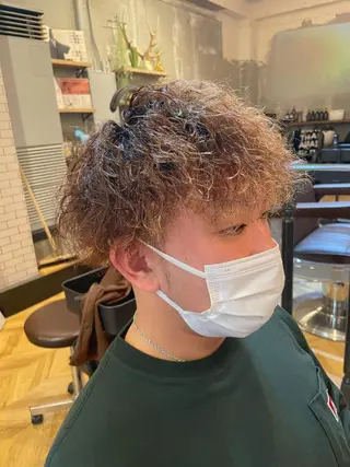 ミディアム パーマ メンズ エクステ指名No.1 【店長】橘田のヘアスタイル