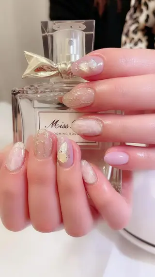 ミディアム カラー ネイル Petite Cannelle所属・Petite Cannelleのネイルデザイン