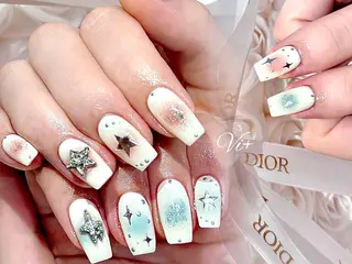ネイル ✨Nailsalon Vi+✨のネイルデザイン
