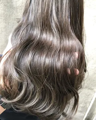 ミディアム カラー ヘアアレンジ 遠藤 拓馬のヘアスタイル