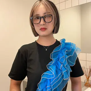 ミディアム 舟橋耀/ブリーチカラ ー/レイヤーカットのヘアスタイル