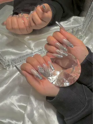 ネイル uni. Haruのネイルデザイン