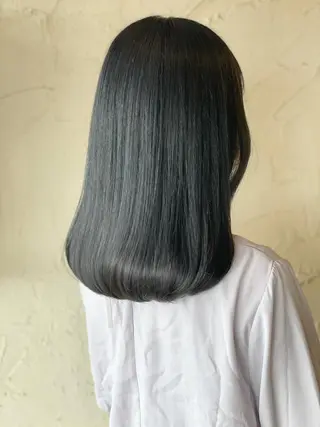 セミロング カラー Ichimura yurieのヘアスタイル