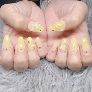 ネイル 個室ネイルサロンDolly  Girl〜ドーリーガール〜所属・DollyGirl KYOKOのネイルデザイン