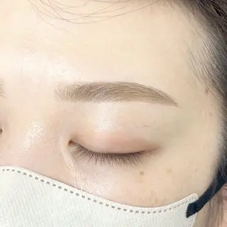 アイブロウ エサージュ横浜店所属・🤍 karin🤍のマツエク・マツパデザイン