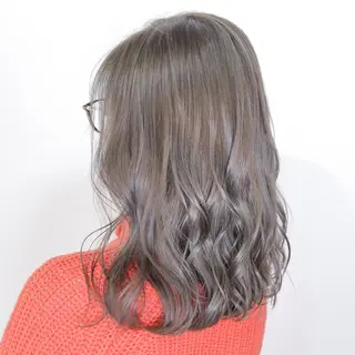セミロング カラー TERRACE所属・きむら まおのヘアスタイル