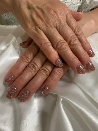 ネイル 栗林 夏鈴のネイルデザイン