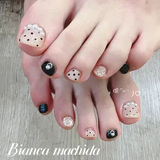 ネイル Bianca 🌟 yanagihasiのネイルデザイン