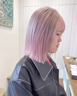 ミディアム カラー ケアブリーチ 坪井佑樹のヘアスタイル