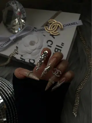 ロング カラー Lii 416のネイルデザイン