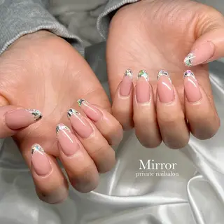 ネイル nailsalon Mirrorのネイルデザイン