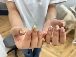 ネイル younail所属・Younail 🍇のネイルデザイン