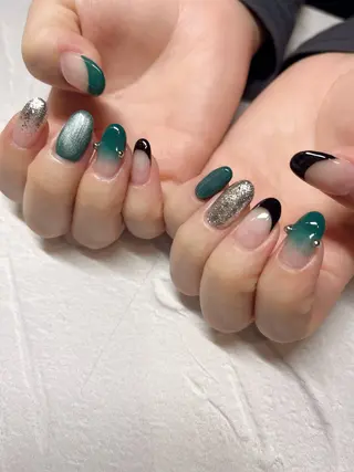 ネイル li___nail 31のネイルデザイン