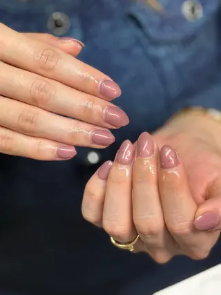 ミディアム ネイルサロンYUBIBI所属・ネイルサロン YUBIBIのネイルデザイン