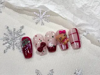 ネイル M+  Beauty Salonのネイルデザイン