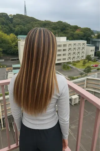 ロング カラー Viage （ビアージュ）のヘアスタイル