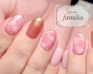 ネイル -nailroom- familiaのネイルデザイン