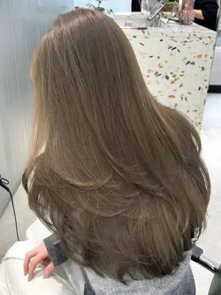 ロング カラー 表参道/ハイライト バレイヤージュのヘアスタイル