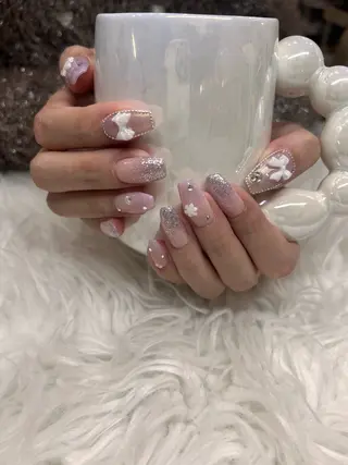 ネイル &ME シシのネイルデザイン