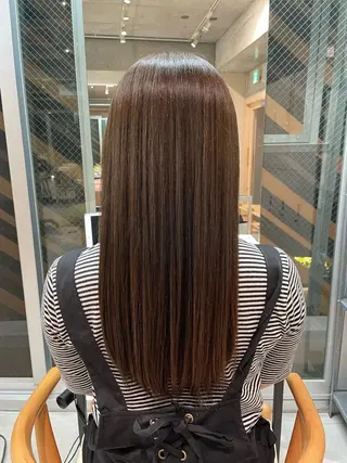 セミロング カラー mee.浦和店所属・浦和指名率No.1 ショート特化美容師のヘアスタイル