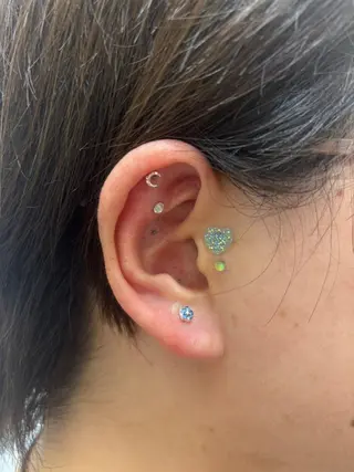 耳つぼジュエリー👂 🎀kumiのエステ・リラクイメージ