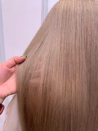 セミロング カラー ヘアアレンジ SALOWIN上野店所属・💕上野美容師☁ ブリーチ💖サワのヘアスタイル