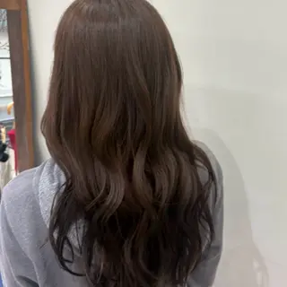 ロング カラー momo / カラーモデルのヘアスタイル