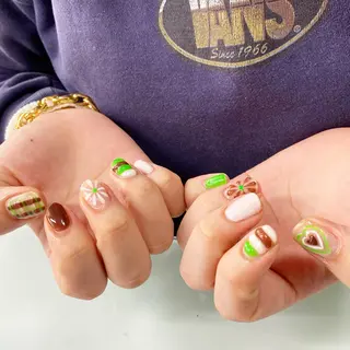 ネイル Laki nailのネイルデザイン