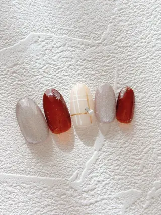 ネイル Reline まつげ、ネイルのネイルデザイン