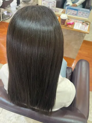 セミロング VENIRE古川店所属・端野七海 縮毛矯正のヘアスタイル