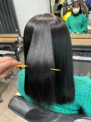 セミロング カラー ナチュラル透明感🌱 小山美樹子のヘアスタイル