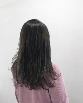 カラー フラム所属・WATANABE MISAKIのヘアスタイル