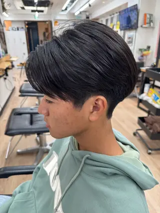 ショート パーマ メンズ ハイトーンカラー メンズパーマだいきのヘアスタイル