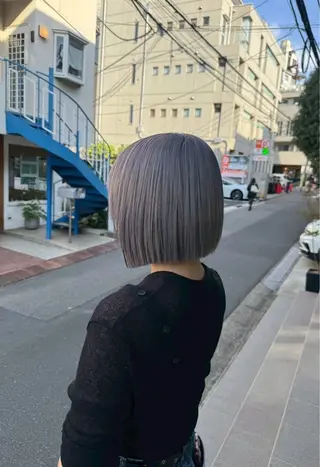 ショート 透明感🫧 amu🫧のヘアスタイル