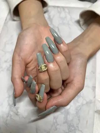 ネイル minoannail Yのネイルデザイン