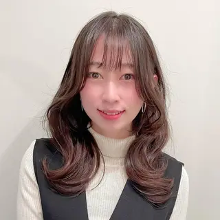 ロング 🌹ハッシュカット、 レイヤー韓国ヘア🌹のヘアスタイル