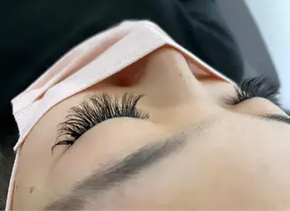 SESUNNY セサニー　SEIRAのマツエク・マツパデザイン