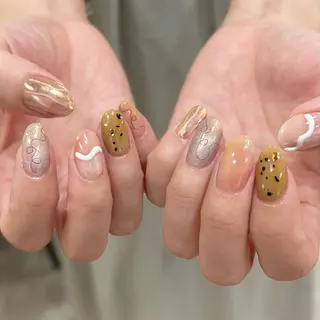 ネイル shio ♡ 3月受付中のネイルデザイン