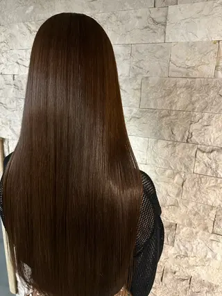 ロング Respia所属・早坂 匠/酸性ストレートのヘアスタイル