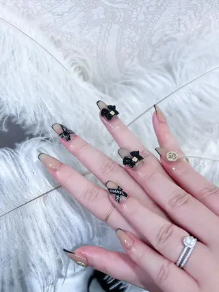 ネイル Ubuntu🎀 ネイルサロン✨のネイルデザイン