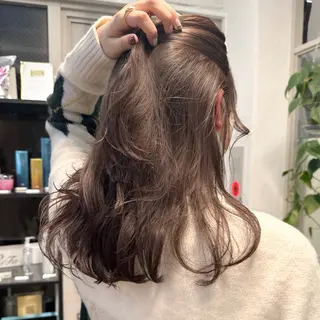 ロング カラー 艶カラー×似合わせ カットshihomiのヘアスタイル