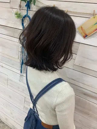 ミディアム ハッシュカット/ボブ /レイヤー/彩奈のヘアスタイル