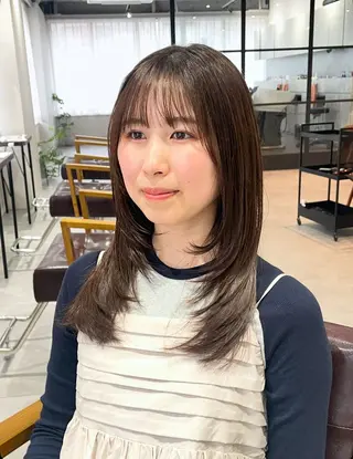 セミロング 元平 未祐のヘアスタイル