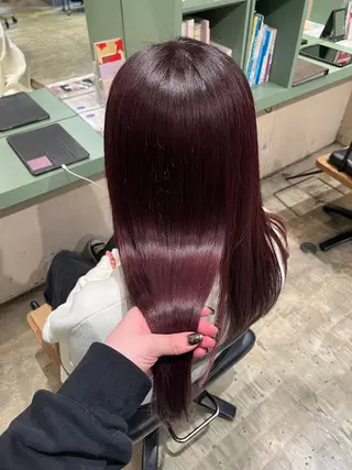 セミロング カラー tre by soi所属・渡辺 彩乃のヘアスタイル