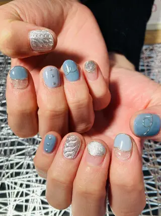 ネイル ECLAT エクラ所属・寺山 千鶴のネイルデザイン