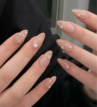 ネイル Lyna 池袋のネイルデザイン