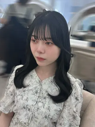 ミディアム 盛れる顔まわりカット 🩰💕SHIONのヘアスタイル