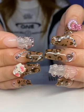 ネイル cozmic sista所属・💕Nanaka💕 ［森ノ宮駅徒歩1分］のネイルデザイン