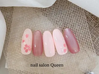 ネイル ネイルサロンクイーン 中野のネイルデザイン