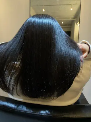 ミディアム Tomoka🐶🌟 似合わせカット✂︎のヘアスタイル